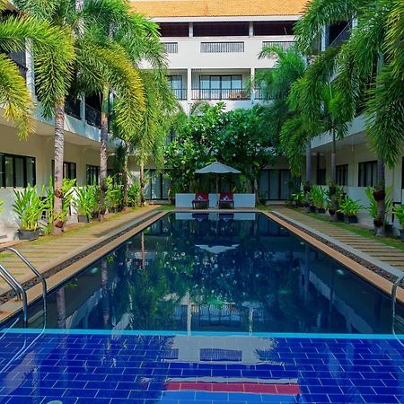 New Riverside Hotel Siem Reap Zewnętrze zdjęcie