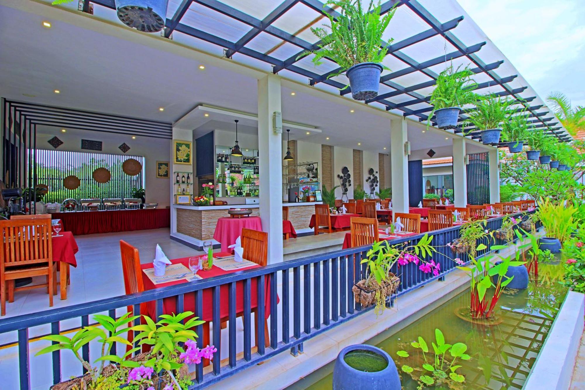 New Riverside Hotel Siem Reap Zewnętrze zdjęcie
