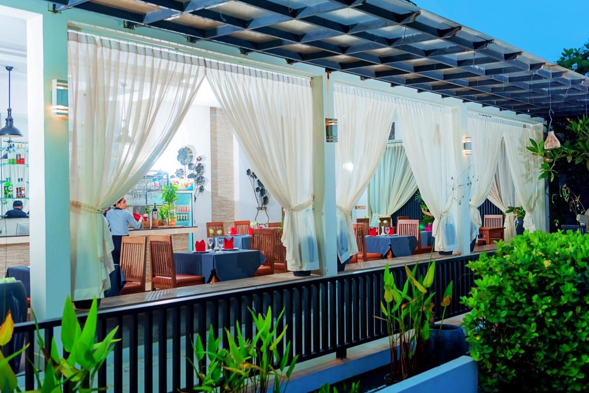 New Riverside Hotel Siem Reap Zewnętrze zdjęcie